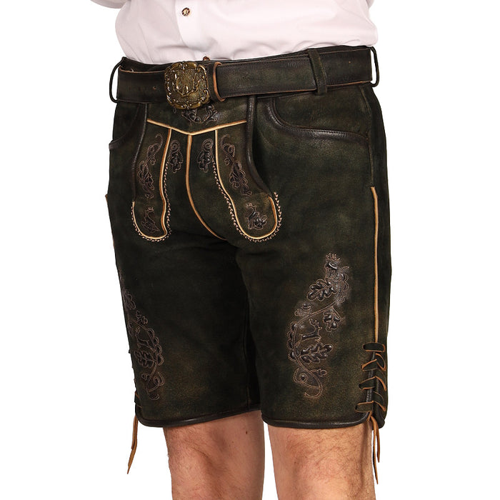Lederhose Finn Forest gedragen